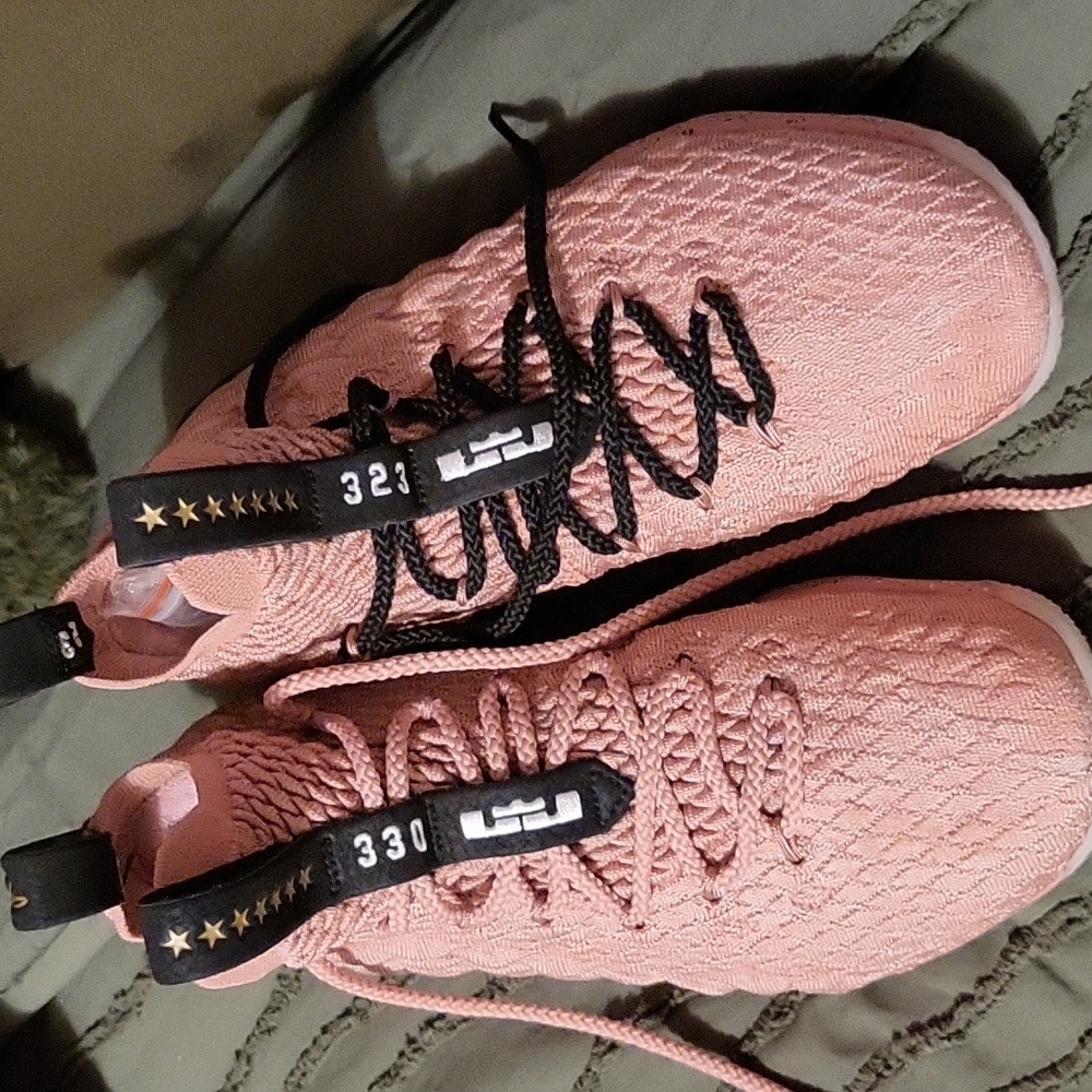 Youth Lebron XV lmtd 5